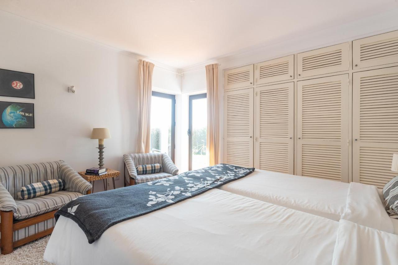 Blue Buddha Beach House Ericeira Rum bild